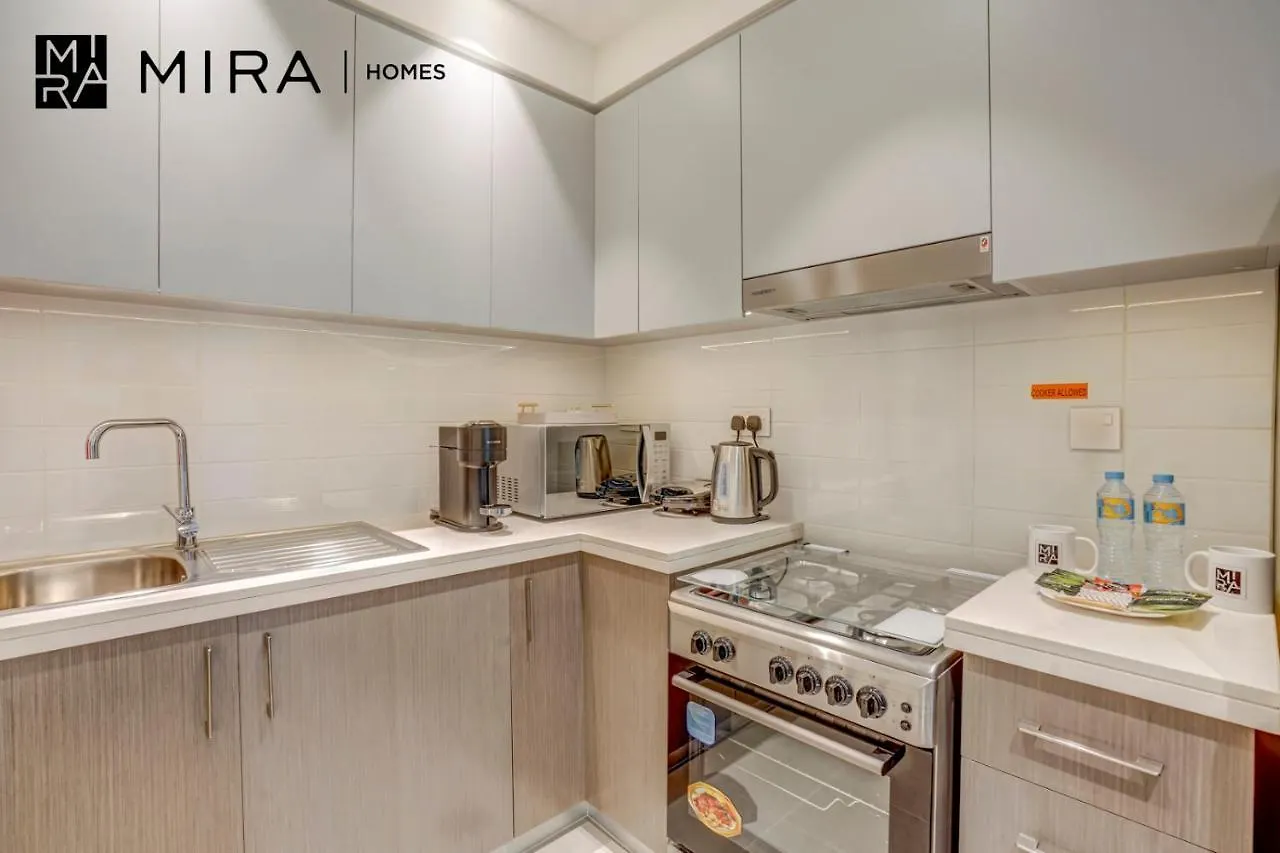 Apartment Mira Holiday Homes - Beautiful 1 Bedroom Plus Room With Sofa-Bed Near Burj Khalifa Dubai